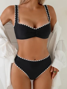 Swim Basics 女士夏季沙滩纯色贝壳边饰粗肩带前褶皱镂空露背比基尼上衣和短裤休闲度假泳装套装 - 黑色 - 查看 6