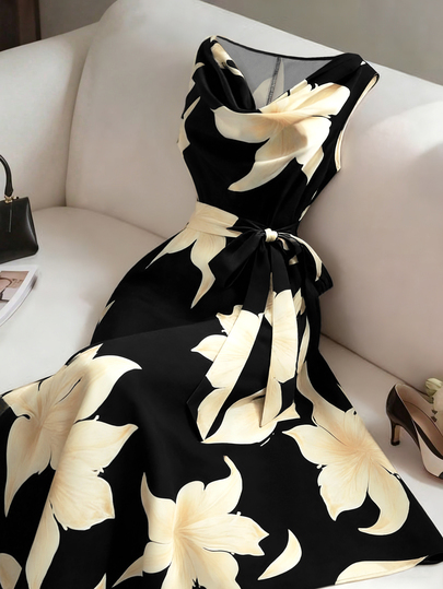 SHEIN CURVE+ Plus Size Women Elegant Sleeveless Floral Print Dress With Bow Tie Waist