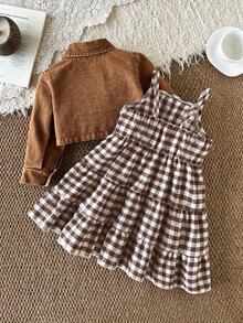 SHEIN 2件組幼女牛仔外套+洋裝，可愛深棕色格紋印花層次荷葉邊長袖翻領常規款，秋季返校熱帶風 - 卡其色 - 查看 3