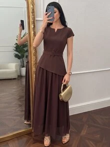 Modelyn 女款酒紅色編織短袖收腰雪紡拼接腰帶扣優雅浪漫A字中長洋裝 - 酒紅色 - 查看 13