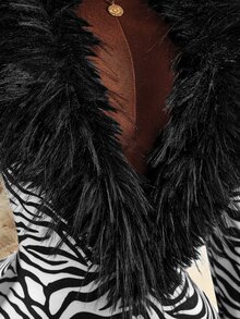 Amplova Faux Fur Collar Patchwork Deep V-Neck Long Sleeve Halloween Look Or Stylish Autumn/Winter Outfits. - Black - View 11