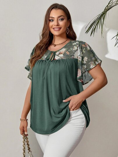 Rosumi Top Preta com Amarração e Estampa Floral para Mulheres Plus Size, Ideal para a Primavera