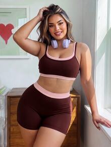 SHEIN Sovereign Charm Bộ đồ bơi 2 mảnh nữ size lớn mùa hè 2026 mới, phối patchwork, dây vai điều chỉnh được, cổ tròn, cạp cao, quần Bermuda ống rộng dáng phẳng - Cà phê nâu - Xem 1