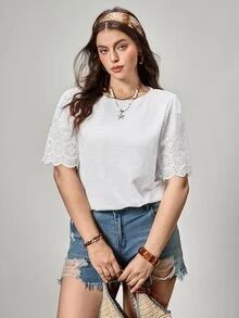 SHEIN LUNE Camiseta con bordado con ojal ribete en abanico - Blanco - Ver 4