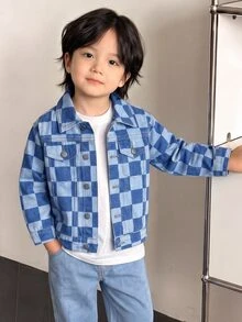 SHEIN 小男孩牛仔夾克，秋冬新款，藍白棋盤格印花，經典翻領鈕扣開襟，長袖水洗牛仔夾克，舒適棉質牛仔布，休閒百搭，適合日常上學、戶外玩耍、假期 - 淺色水洗藍 - 查看 5