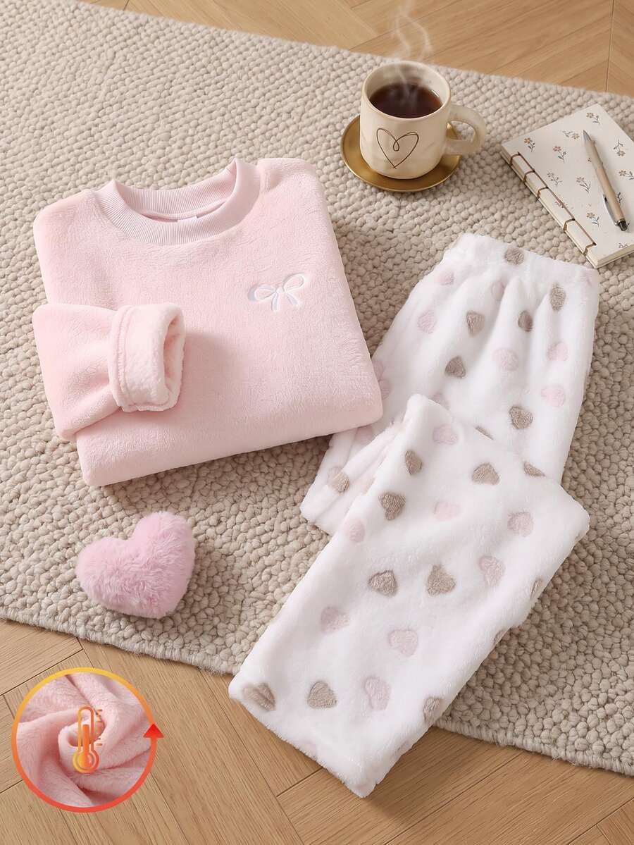 Genkimix Kids 女童睡衣套裝，大童女孩秋冬日常休閒優雅居家服，長袖長褲，蝴蝶結刺繡圖案與滿版小愛心圖案抓絨套裝 - 淺粉色 - 查看 1