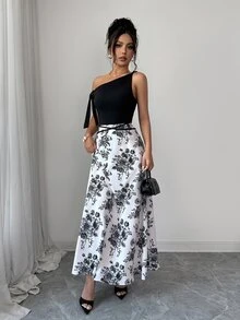 GlowEve 女款不對稱肩結設計花卉圖案優雅洋裝 - 黑與白 - 查看 1