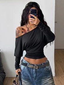 Coolane 女款春季極簡Y2K基本款日常休閒復古街頭風彈性白色寬鬆不對稱領長袖抓皺短版T恤，白色上衣 - 黑色 - 查看 2