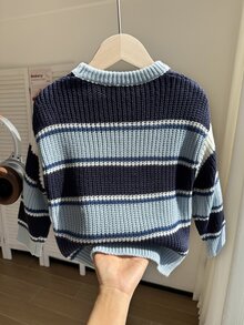 SHEIN Vintaside Kids 男童圓領套頭毛衣 厚針織條紋上衣 寬條紋與細條紋設計 男孩學院風服飾 舒適保暖 簡約 90年代復古 百搭休閒時尚 適合秋冬冬季 旅行 戶外玩耍 運動 校園 - 彩色 - 查看 2