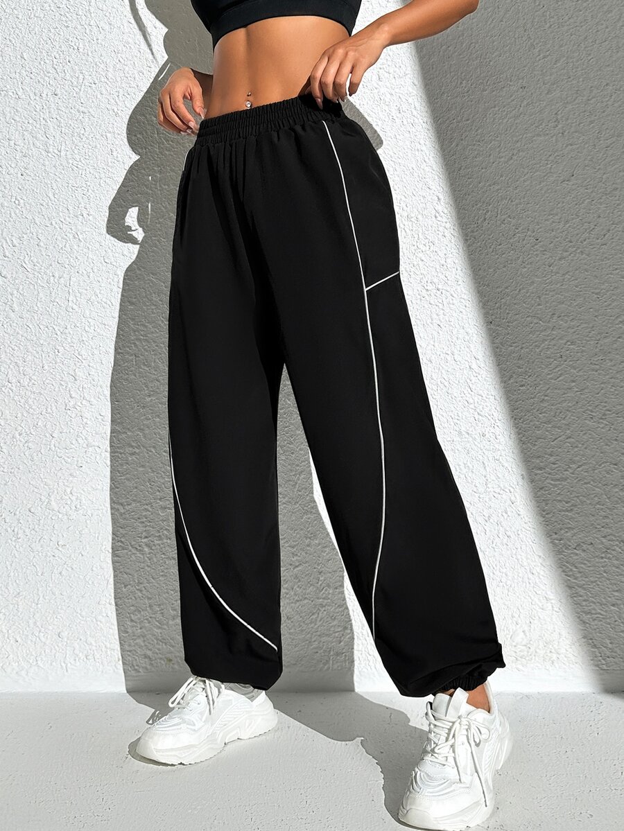Exploreva Exploreva Color-Block Side Striped Sports Pants With Pockets For Outdoor Activities Joggers For Women - Black - View 1