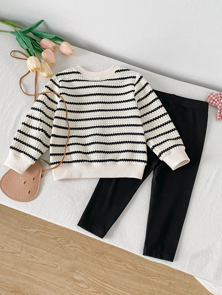 SHEIN Playful Pals Baby Girl Infant Toddler Newborn 0-3 Years Autumn/Winter Fashion Knit Fuzzy Ribbed 3D Bow Cardigan Jacket + Leggings Long Pants Set, Outwear Outfit - Black and White - View 2