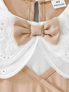SHEIN Elladie kids 女童學院風蕾絲刺繡大領設計精緻玫瑰金雙排扣泡泡袖長袖百褶下擺洋裝，適合日常通勤休閒返校季 - 卡其色 - 查看 9