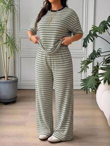 SHEIN EZwear 大尺碼女款條紋圓領T恤與長褲休閒兩件套 - 彩色 - 查看 1