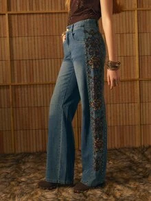 MOTF STUDIO EMBROIDERY RIVET DECOR STRAIGHT LEG JEANS - Blue - View 5