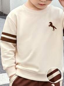 SHEIN Casuvi Kids 小男孩秋冬粉色長袖拼接兩件套，雙條紋圓領上衣搭配馬匹圖案慢跑褲，復古生日穿搭 - 彩色 - 查看 5