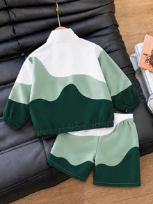 SHEIN Coolqubz 小男孩字母圖案拼色長袖上衣與短褲休閒日常兩件套 - 綠色 - 查看 2