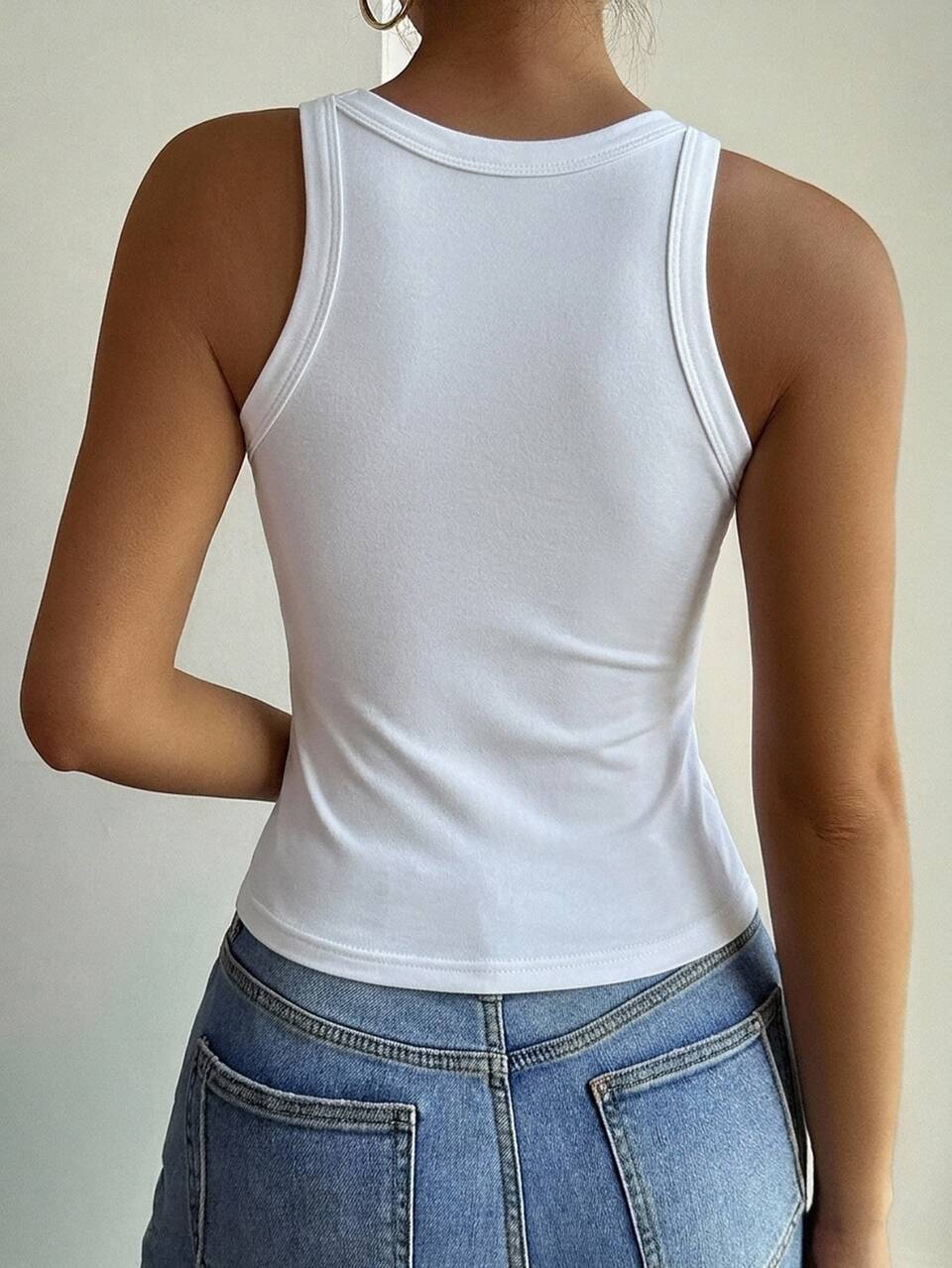 Women's Round Neck Sleeveless Fitted White Cotton Fabric All-Match Versatile Comfortable Casual Tank Top