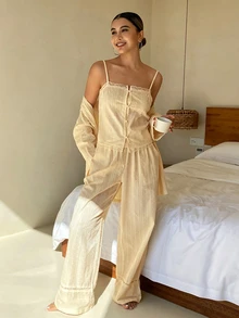DAZY 女士三件套度假风波点纹理蕾丝拼接吊带背心、外套和长裤睡衣套装 - 米色 - 查看 4