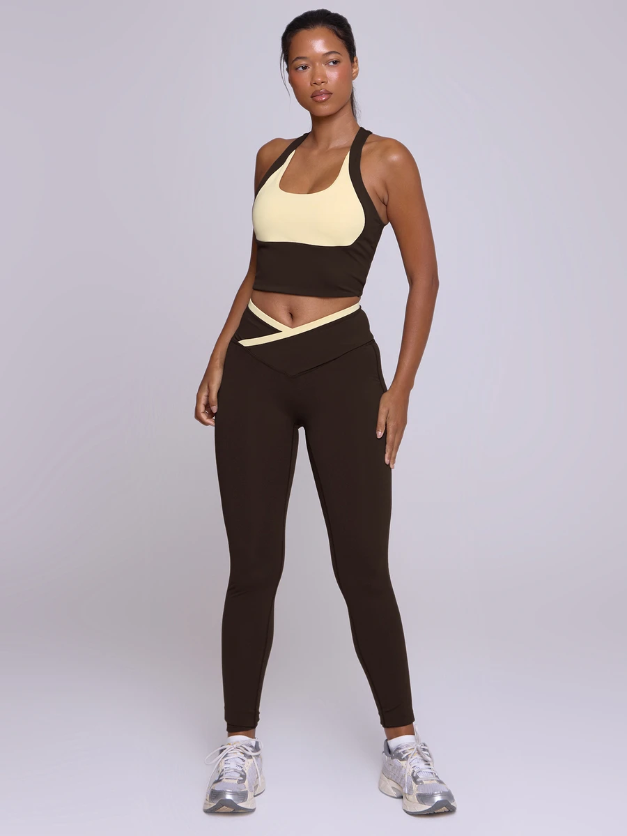Musera Sport V Dipped Contrast Colour Edge Fitted Active Coord Legging Butter Yellow Fall Winter Autumn Gym Pilates Fitness Daily Casual - Coffee Brown - View 1