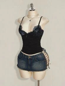 SHEIN ICON 撞色蕾丝褶饰 Y2k 吊带上衣 - 黑色 - 查看 5