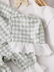 SHEIN 2件組 秋冬新生女嬰居家服 時尚清新可愛 綠色與白色格紋領口 袖口與腳口拼接 優雅白色蕾絲連身衣 - 綠色 - 查看 7