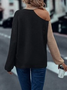 SHEIN LUNE 双色不对称领口 T 恤图案 T 恤女式上衣 - 彩色 - 查看 2