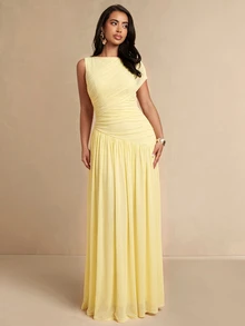 Silquee Women's Elegant Pleated Sleeveless Dress - Yellow - View 4
