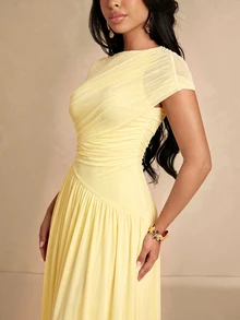 Silquee Women's Elegant Pleated Sleeveless Dress - Yellow - View 8