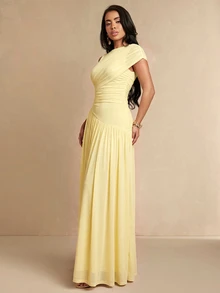 Silquee Women's Elegant Pleated Sleeveless Dress - Yellow - View 7