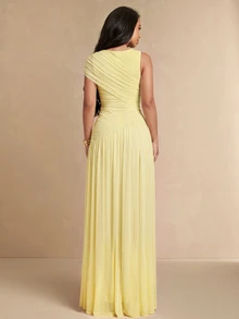 Silquee Women's Elegant Pleated Sleeveless Dress - Yellow - View 3
