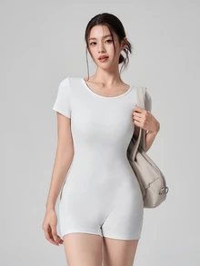 DAZY 夏季韓式圓領短袖白色露背鏤空挖空修身短款瑜伽健身休閒通勤女款運動連身褲 - 白色 - 查看 6