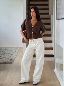 Aloruh Old Money Style Top New Minimalist Fashion Commuter Deep V-Neck Short Sleeve Slim Fit Double-Button Knit Women Brown Spring For - Brown - View 5