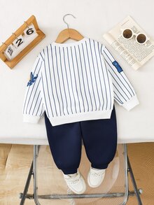SHEIN 2件組嬰兒男寶皇家藍秋冬可愛字母運動風條紋長袖衛衣彈性腰長褲套裝，中性嬰兒服飾，嬰兒冬季衣物 - 寶藍色 - 查看 2