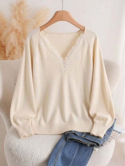 Freevana Plus-Size Women's Apricot Pullover Sweater, V-Neck Long-Sleeved Knit Top, Lace Trim, Loose Fit, Elegant Everyday Wear, Autumn/Winter Women's Clothing.