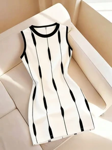Franclia Women's Black & White Printed Slim Fit Casual Dress - Black and White - View 1