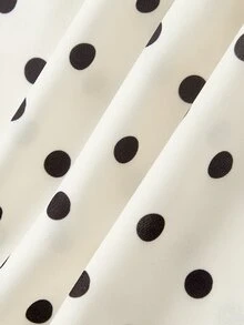 SHEIN MOD 女款黑白波點迷你洋裝，心形領泡泡袖 A 字版型溜冰裙，抓皺腰線，復古法式浪漫野餐日系夏季穿搭 - 黑與白 - 查看 6