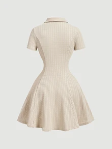 SHEIN MOD 復古法式米色荷葉領針織迷你洋裝－學院風、70年代、休閒舒適、通勤早午餐、日間夏季、萬聖節、校園 - 卡其色 - 查看 5