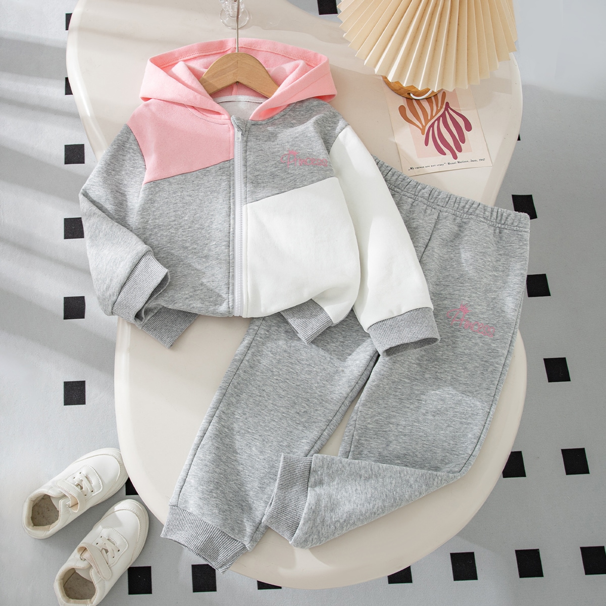 Young Girls' Autumn/Winter Fashion Colorblock Patchwork Hooded Zip-Up Sweatshirt & Outdoor Casual Jogger Pants 2 Pieces Set