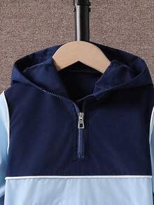 SHEIN Coolqubz 小男孩拼色長袖拉鍊半開襟連帽夾克與長褲休閒套裝 - 藍色 - 查看 3
