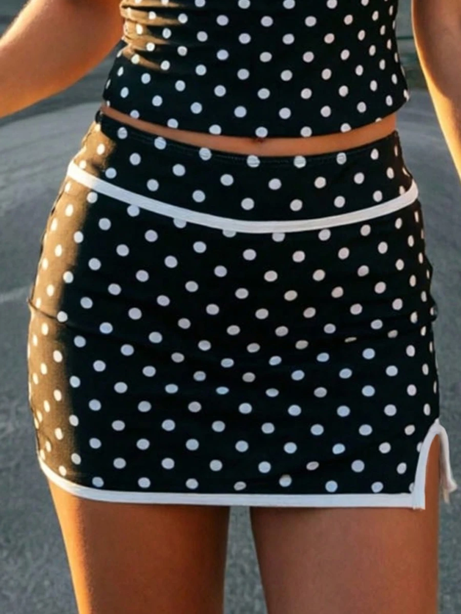 Dewbera Dewbera 2026 Spring/Summer New Polka Dot Print Sports Mini Skirt - Black and White - View 1