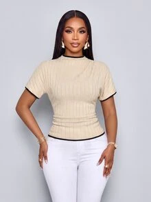 SOLERSUN Kaos Lengan Pendek Slim Fit dengan Trim Colorblock Kasual Musim Panas, Cocok untuk Brunch Sehari-hari, Warna Hitam dan Krem - Aprikot - View 7