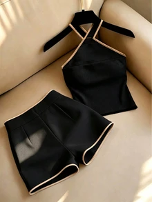 SHEIN Franclia 女款拼色金屬裝飾掛脖上衣與短褲休閒日常套裝 - 黑色 - 查看 2