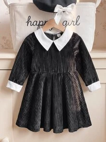 SHEIN 幼女 A 字花童洋裝 黑白條紋天鵝絨 彼得潘領 長袖 翻領 常規款 萬聖節 婚禮 7 歲生日 秋季 - 黑與白 - 查看 7