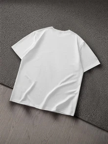 Manfinity VCAY 男士圓領短袖T恤與短褲休閒日常套裝 - 黑與白 - 查看 4