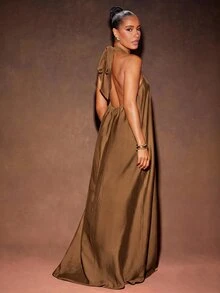 Hauture Fashionable Sexy Solid Color Backless Halter Dress - Brown - View 2