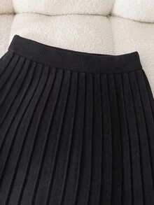 SHEIN Tween女孩針織毛衣套裝，芝麻底紋提花圓領套頭衫搭配百褶裙，柔軟舒適，適合日常穿著、外出、旅行、度假、托兒所及玩耍 - 黑色 - 查看 8
