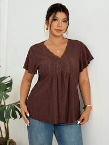 Lounesse 大码扎染花卉V领蕾丝拼接纹理女式T恤 - 棕色 - 查看 6
