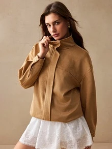 Willow Rêve Jaket Wanita Bahan Suede Warna Cokelat Muda dengan Kerah Tegak, Cocok untuk Sehari-hari, Jalan-jalan, Musim Gugur, Kasual, dan Retro. - Khaki - View 2