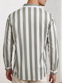 Manfinity Dauomo Men's Casual Long Sleeve Shirt - Army Green - View 2