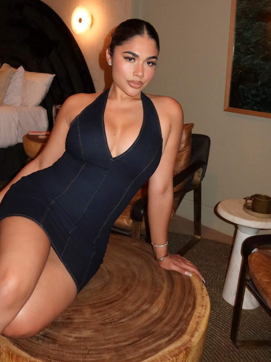 Maria Perezxox 女款露背掛脖迷你牛仔洋裝，海軍藍，夏季，優雅性感時尚，夜店風，深V高腰緊身復古深色水洗休閒穿搭